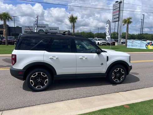 Used 2021 Ford Bronco Sport Outer Banks AWD/4WD image 7