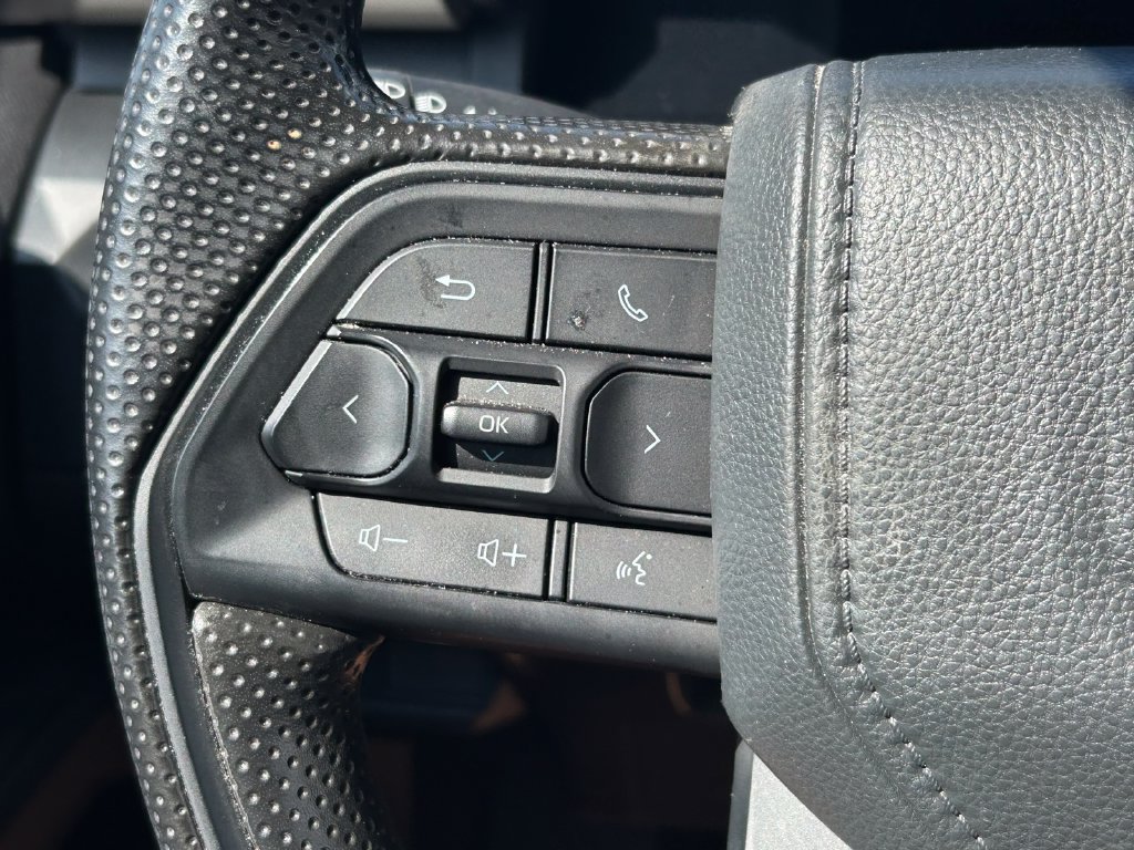 Certified 2025 Toyota Tacoma SR AWD/4WD image 33