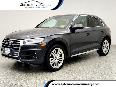 Used 2018 Audi Q5 Prestige w/ Prestige Package AWD/4WD image 1