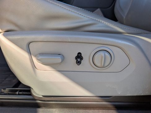 Used 2019 Chevrolet Silverado 1500 LTZ w/ LTZ Plus Package image 15