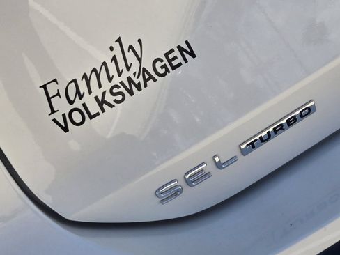 New 2026 Volkswagen Tiguan SEL R-Line AWD/4WD image 8