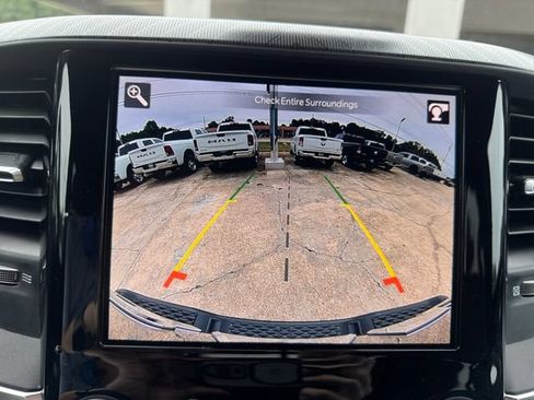 Used 2025 RAM 1500 Big Horn AWD/4WD image 35