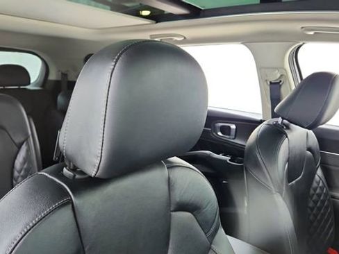 Used 2022 Kia Sorento SX image 21