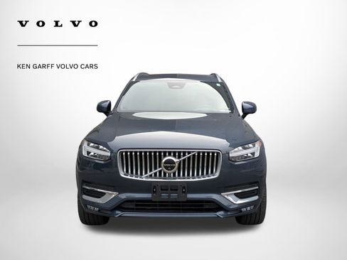 Certified 2023 Volvo XC90 B6 Ultimate image 9