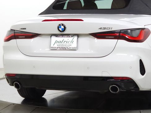 Used 2024 BMW 430i xDrive Convertible w/ Convenience Package AWD/4WD image 9