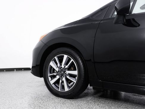Used 2023 Nissan Versa SV FWD image 6