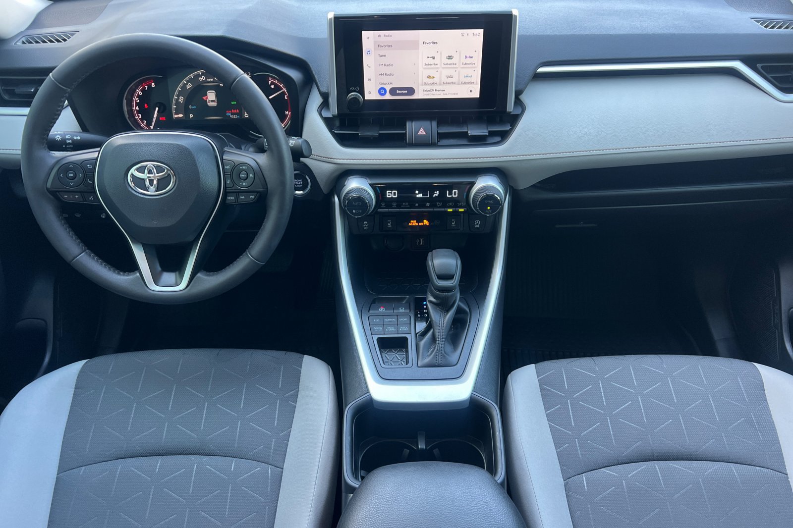 Certified 2025 Toyota RAV4 XLE w/ Convenience Package AWD/4WD image 10