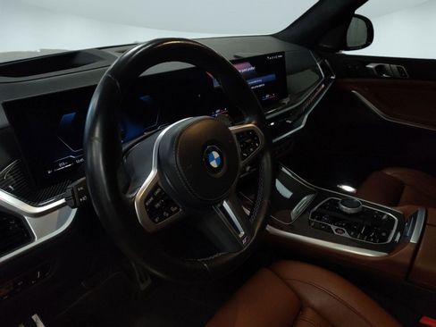 Certified 2023 BMW X7 M60i w/ Executive Package image 19
