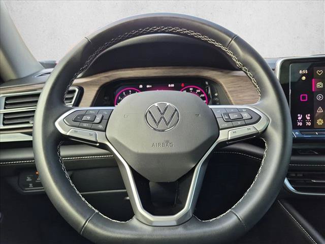Used 2024 Volkswagen Atlas SEL AWD/4WD image 12