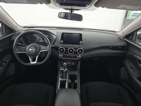 Used 2025 Nissan Sentra SV image 25