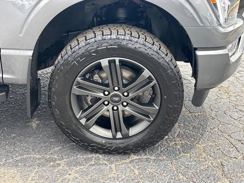 Used 2021 Ford F150 XLT w/ Equipment Group 302A High AWD/4WD image 10