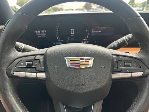 Used 2025 Cadillac XT4 Sport w/ LPO, Onyx Lite Package FWD image 35