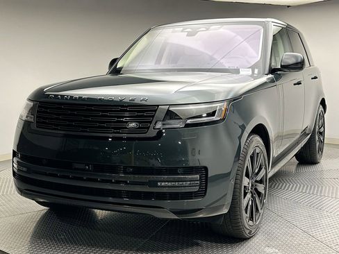 Used 2023 Land Rover Range Rover SE image 1