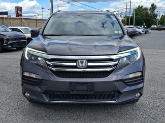 Used 2017 Honda Pilot Touring video 2