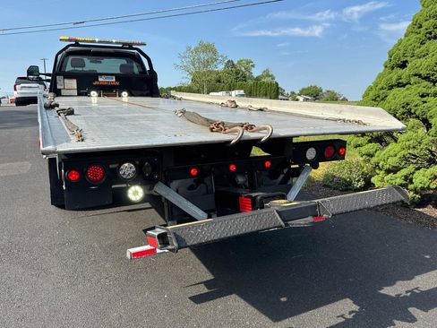 Used 2017 Ford F550 4x4 Regular Cab Super Duty image 9