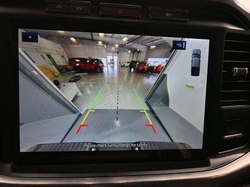 Used 2021 Ford F150 Lariat w/ Equipment Group 502A High image 12