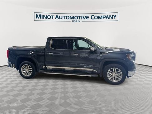 Used 2022 GMC Sierra 1500 SLT w/ SLT Premium Plus Package AWD/4WD image 9