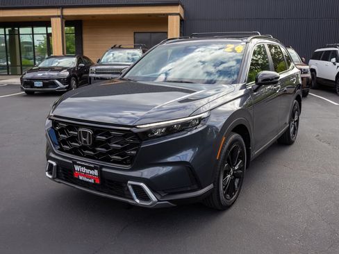 Used 2024 Honda CR-V Sport Touring image 3