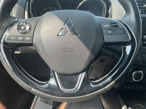 Used 2018 Mitsubishi Outlander Sport SE FWD image 10