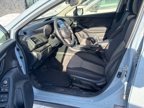 Used 2022 Subaru Crosstrek 2.0i Premium image 10