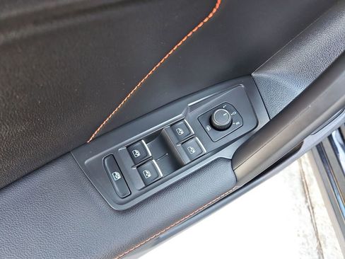 Used 2024 Volkswagen Tiguan Wolfsburg Edition image 27