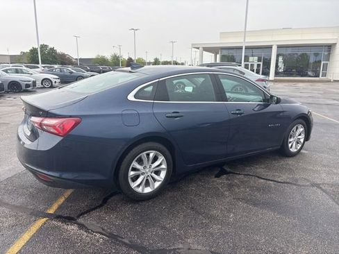 Used 2022 Chevrolet Malibu LT FWD image 4