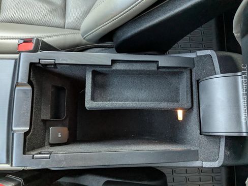 Used 2023 Lincoln Corsair Grand Touring w/ Equipment Group 301A image 33