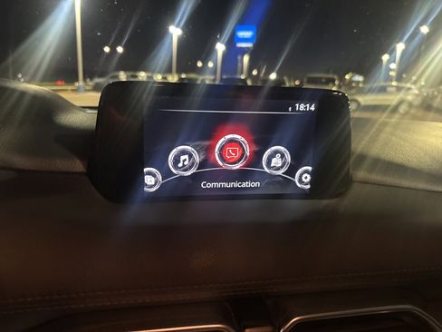 Used 2018 MAZDA CX-5 Touring image 15