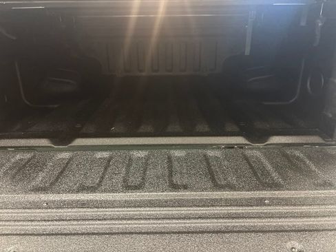 Used 2024 Nissan Frontier PRO-4X w/ Off-Road Protection Package AWD/4WD image 29