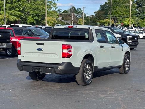 Used 2024 Ford Maverick XLT FWD image 5