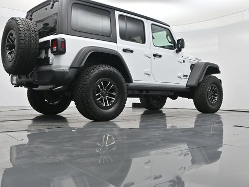 New 2025 Jeep Wrangler Willys AWD/4WD image 43