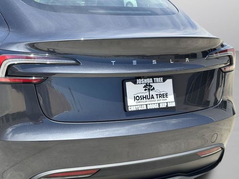 Used 2025 Tesla Model 3 Long Range RWD image 12