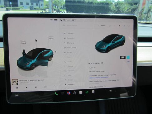 Used 2022 Tesla Model 3 RWD image 29