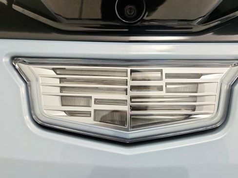 Used 2025 Cadillac Optiq Sport 1 AWD/4WD image 32
