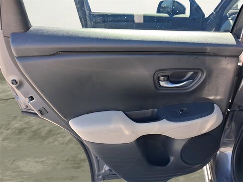 Certified 2023 Honda HR-V LX image 21