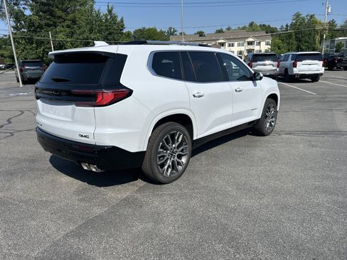 New 2026 GMC Acadia Denali Ultimate AWD/4WD image 14
