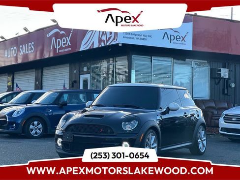 Used 2013 MINI Cooper S image 1