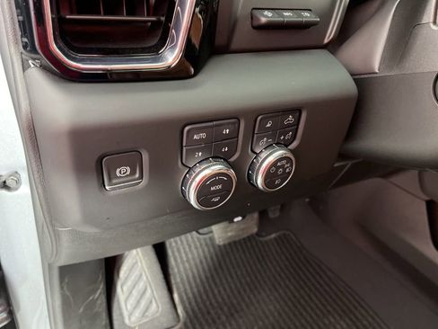 Certified 2024 GMC Sierra 1500 Denali Ultimate image 28