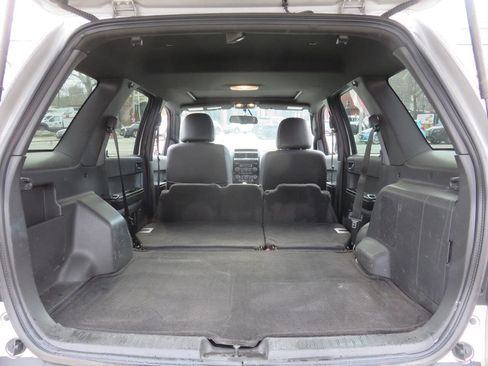 Used 2011 Ford Escape Limited w/ 302A Rapid Spec Order Code image 22