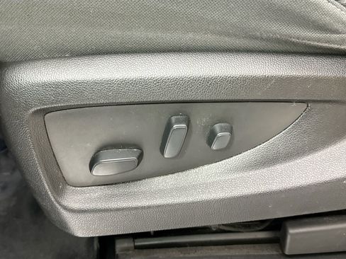 Used 2019 Chevrolet Suburban LS image 19