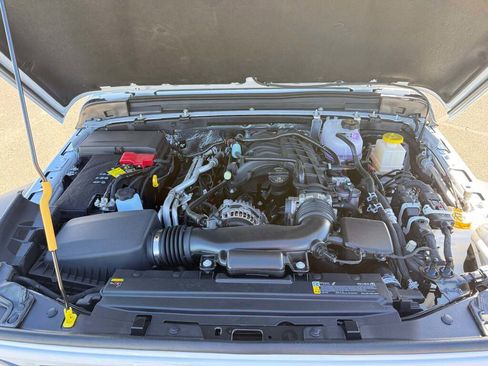 New 2026 Jeep Gladiator Sport image 18