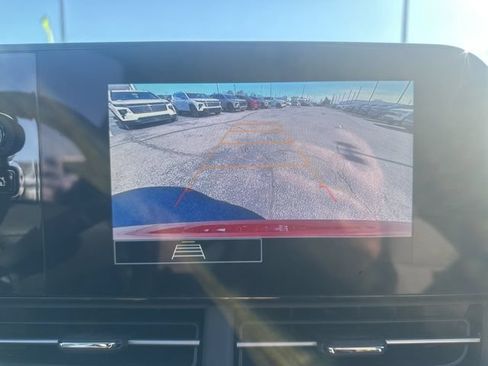 New 2026 Chevrolet Trax RS w/ Sunroof Package FWD image 24