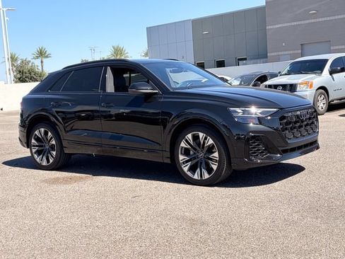 Used 2025 Audi Q8 Prestige AWD/4WD image 4