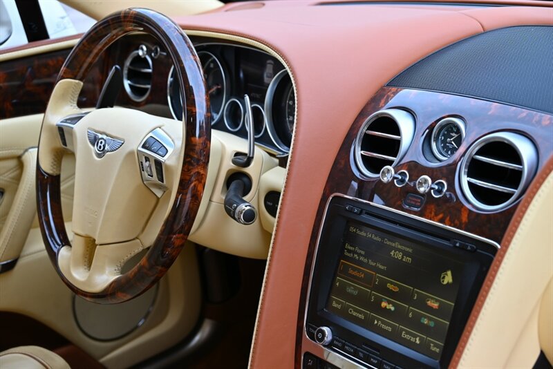 Used 2016 Bentley Flying Spur W12 AWD/4WD image 25