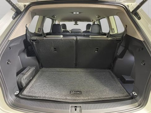 Used 2024 Volkswagen Atlas SE FWD image 29