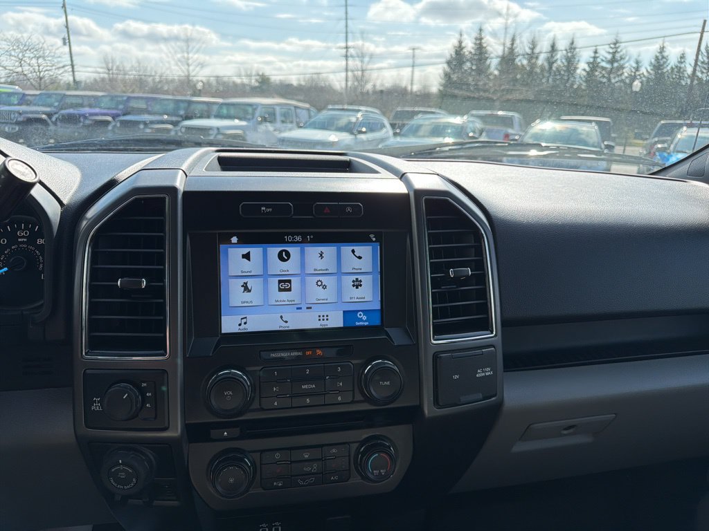 Used 2018 Ford F150 XLT w/ Equipment Group 302A Luxury AWD/4WD image 10