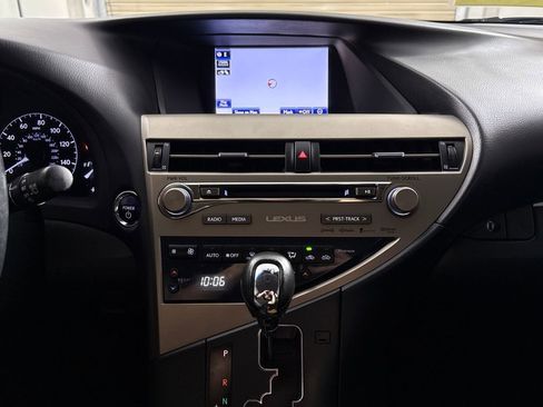 Used 2015 Lexus RX 450h FWD image 16