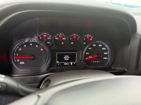 Used 2020 Chevrolet Silverado 1500 Custom w/ Custom Value Package image 27