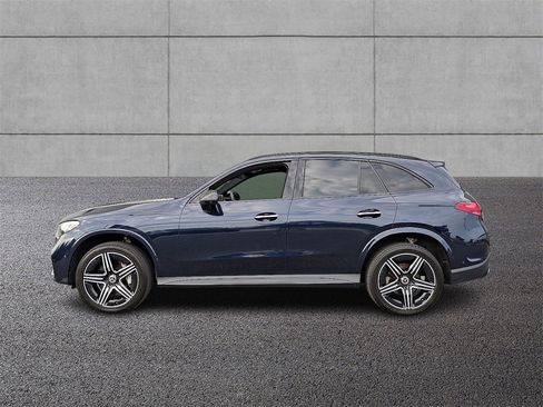 Used 2023 Mercedes-Benz GLC 300 4MATIC image 8