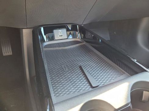 New 2025 Ford Mustang Mach-E Premium image 24